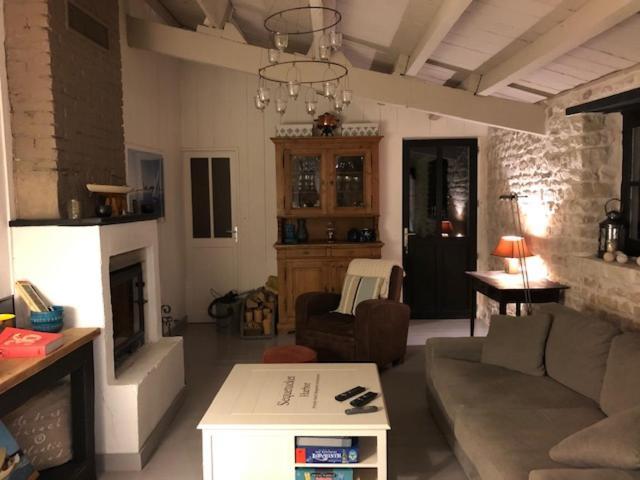 Villa L'Olivier De Milou Le Bois-Plage-en-Ré Esterno foto