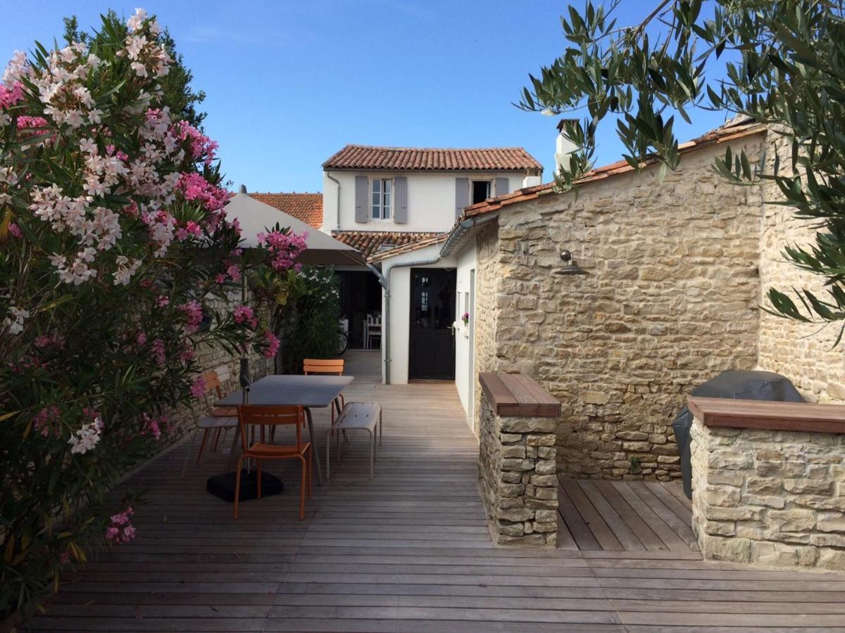 Villa L'Olivier De Milou Le Bois-Plage-en-Ré Esterno foto
